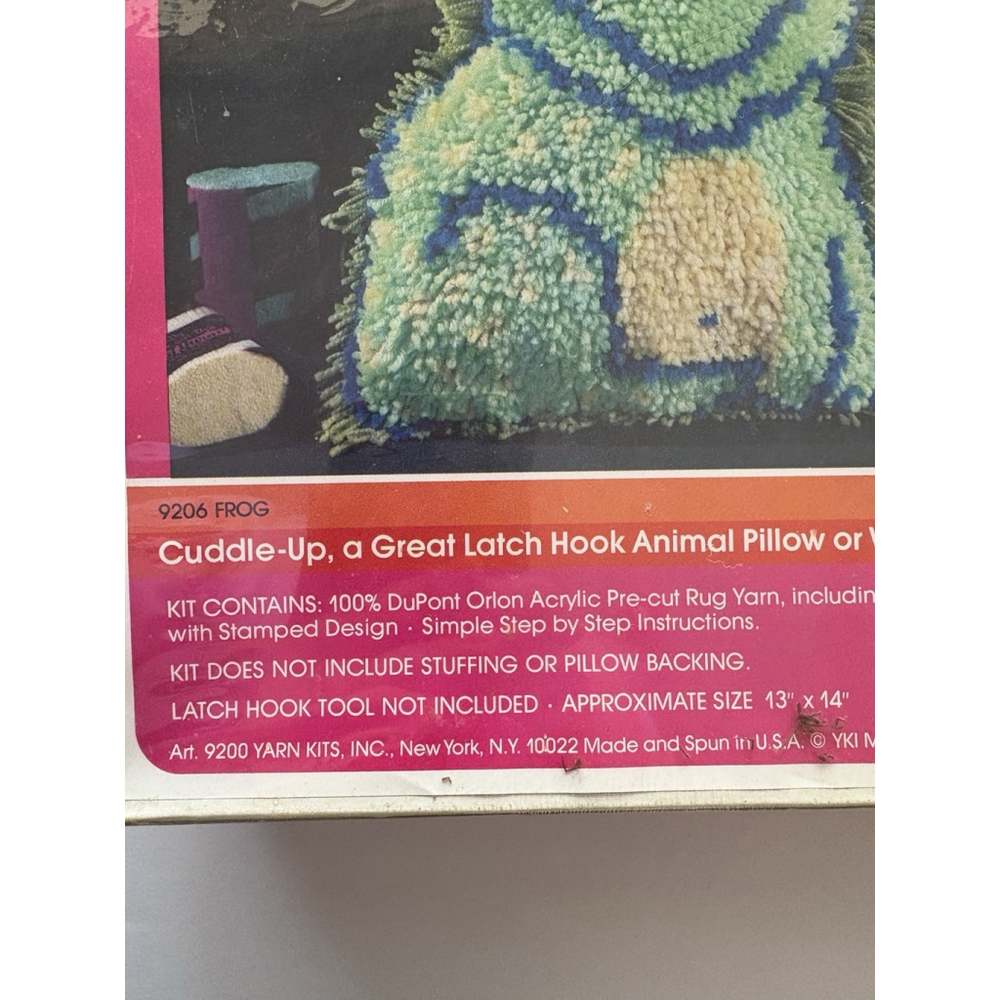 VTG Cuddle Up Latch Hook Kit Frog #9206 Size 13" X14” Stuffed Animal Granny - Picture 2 of 3
